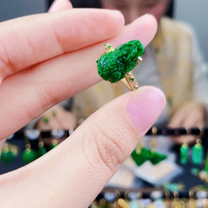 翡翠戒指银S925镶嵌饰品