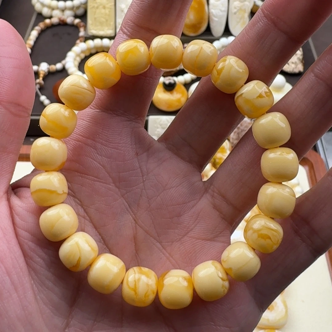 琥珀未镶嵌裸石蜜蜡