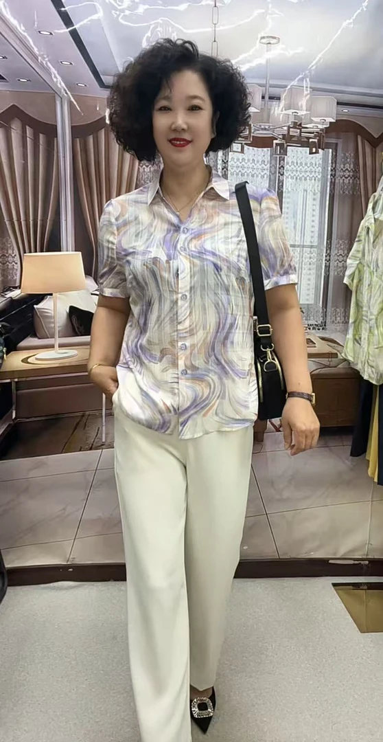 25-60夏季女士宽松翻领印花衬衫时尚显瘦减龄休闲百搭