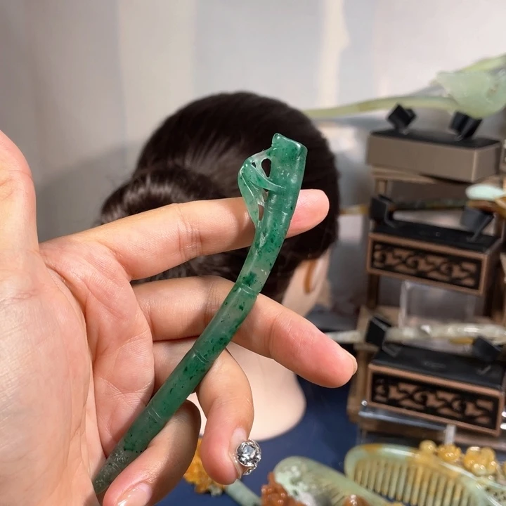鸽***9蛇纹石玉未镶嵌发簪