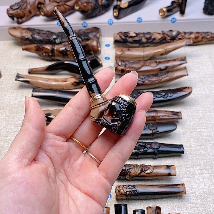 用***5木海小柳木烟斗雕刻