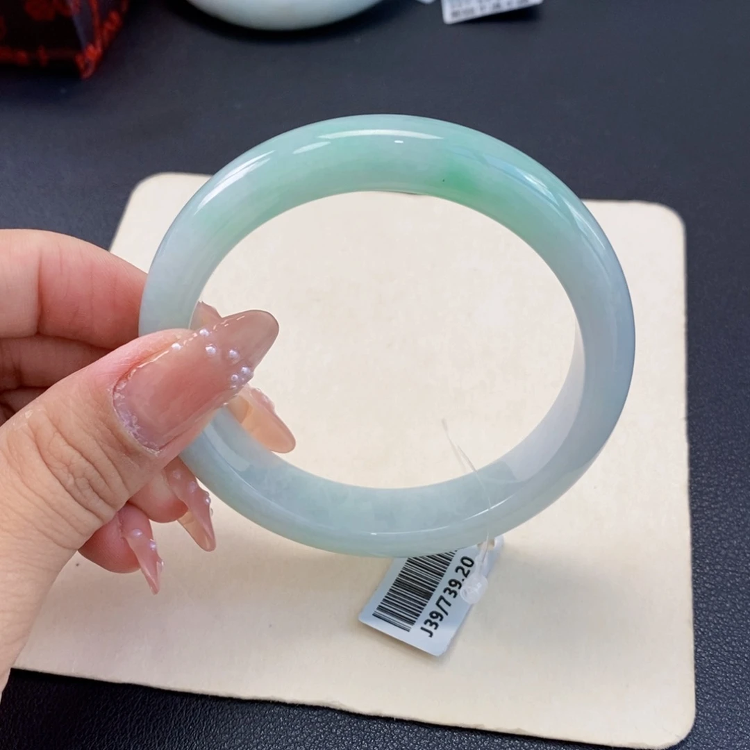 未镶嵌手镯翡翠57白底青