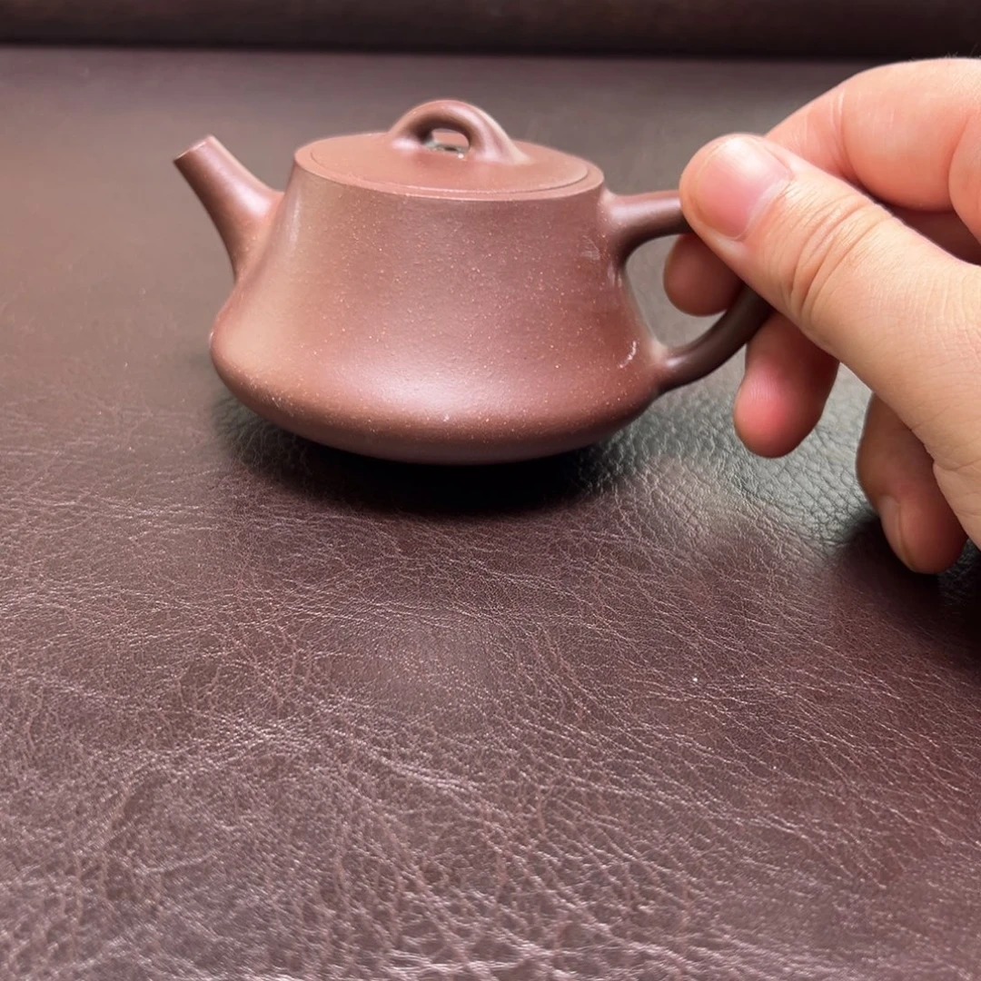 茶壶紫砂宜兴紫砂壶的微瑕