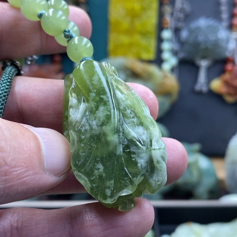 【闪购商品】未镶嵌蛇纹石玉吊坠