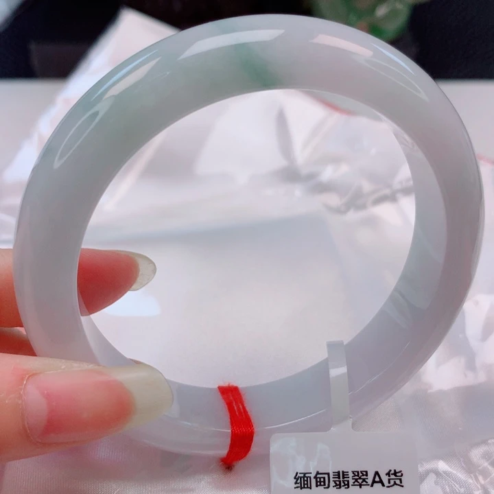 翡翠未镶嵌手镯60圈