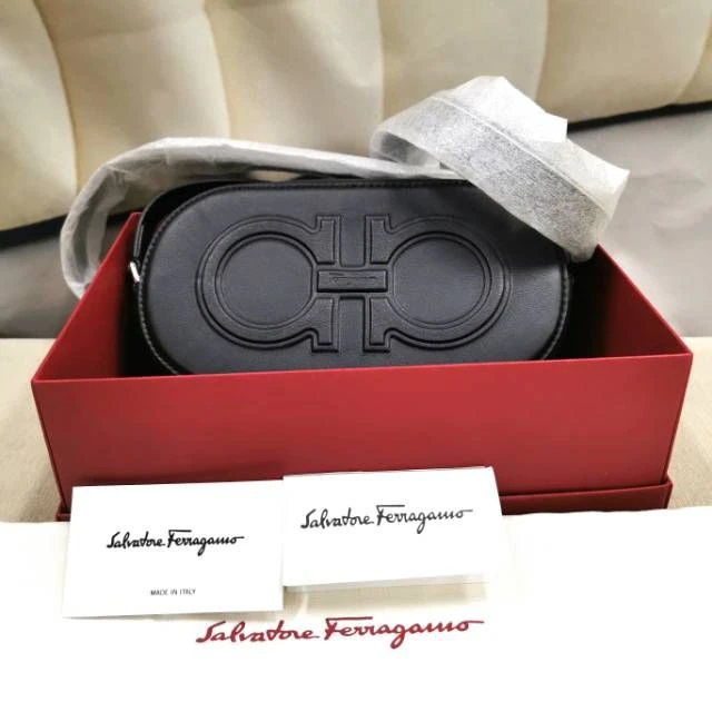 未使用/菲拉格慕/C14039577954/[251107SWB]