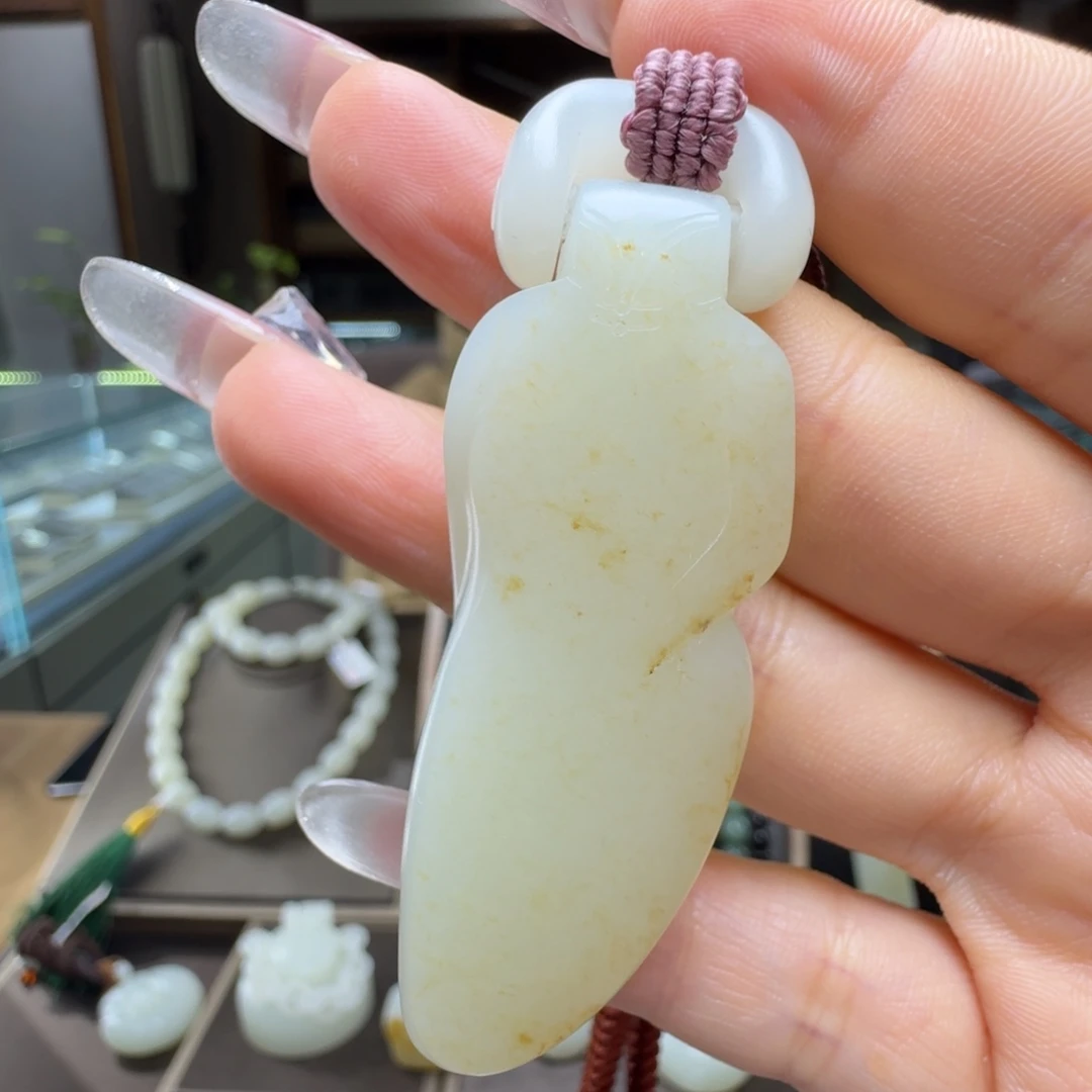 未镶嵌和田玉挂件