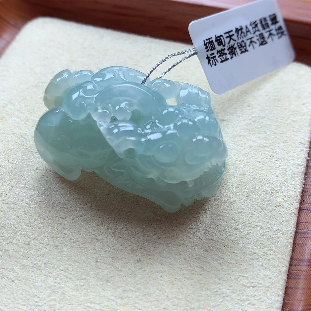 【闪购商品】翡翠未镶嵌颈饰吴*翡翠貔貅