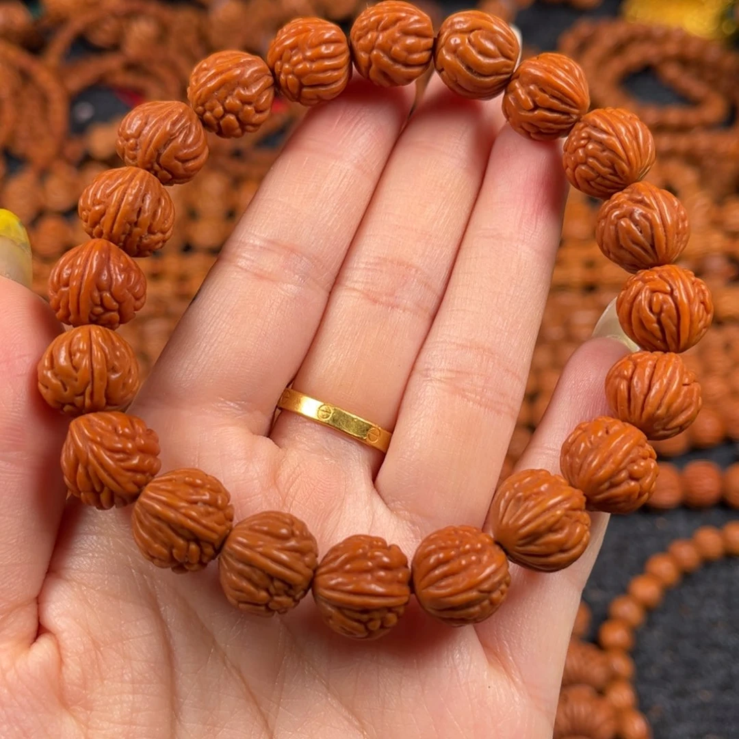 吊坠桃核A4链接手串