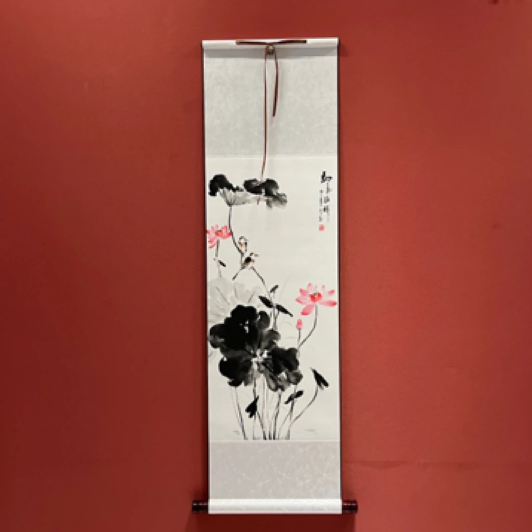 《和气致祥》竖幅110/32玄关墨叶红花