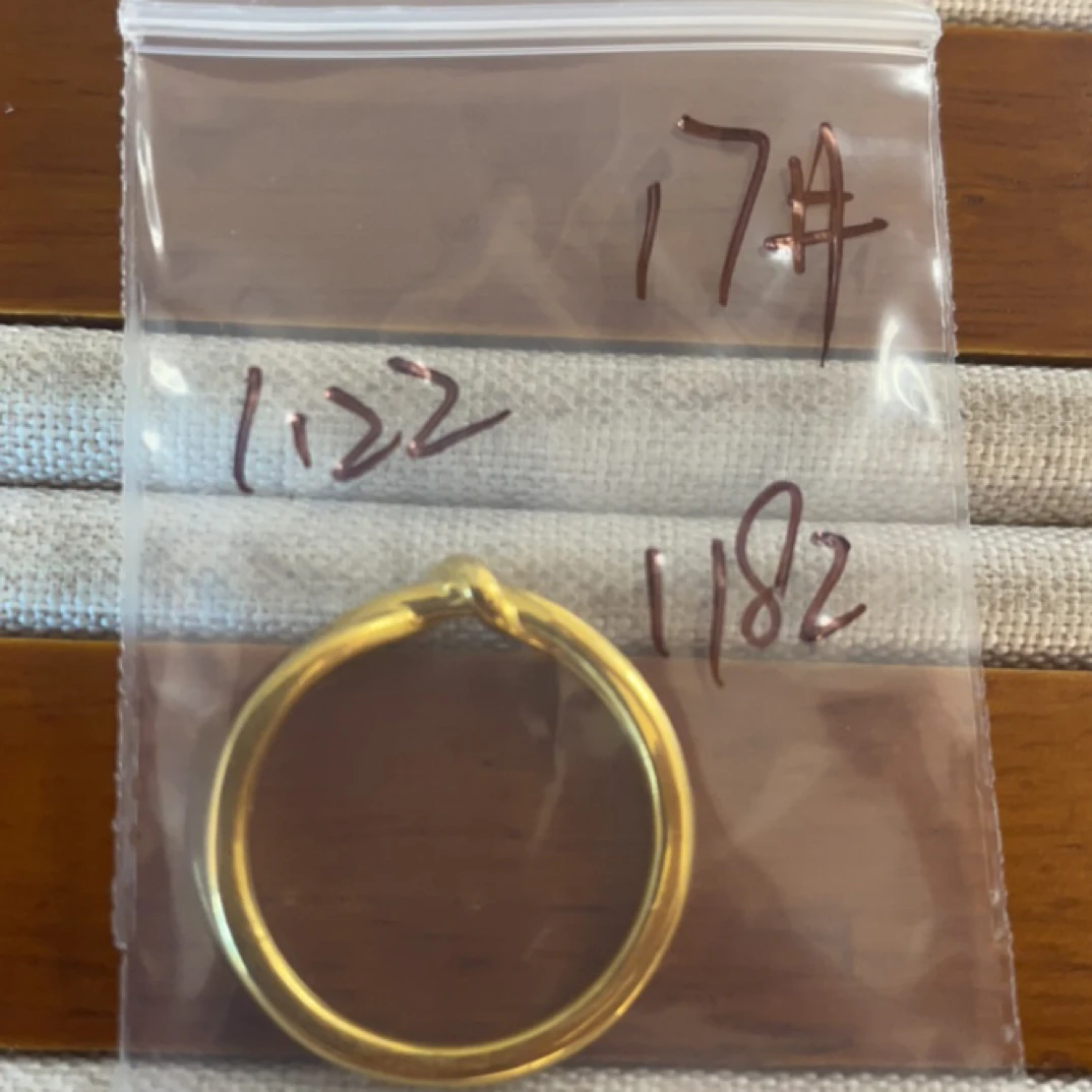 克重1.22 17号 纽结戒指 足金999