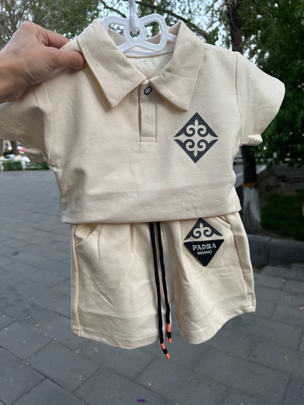 哈萨克风格男童休闲polo衫洋气套装