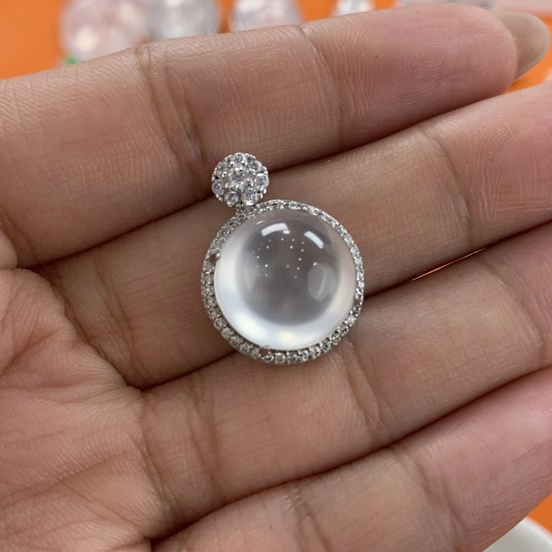 石英质玉合金吊坠(赠链)