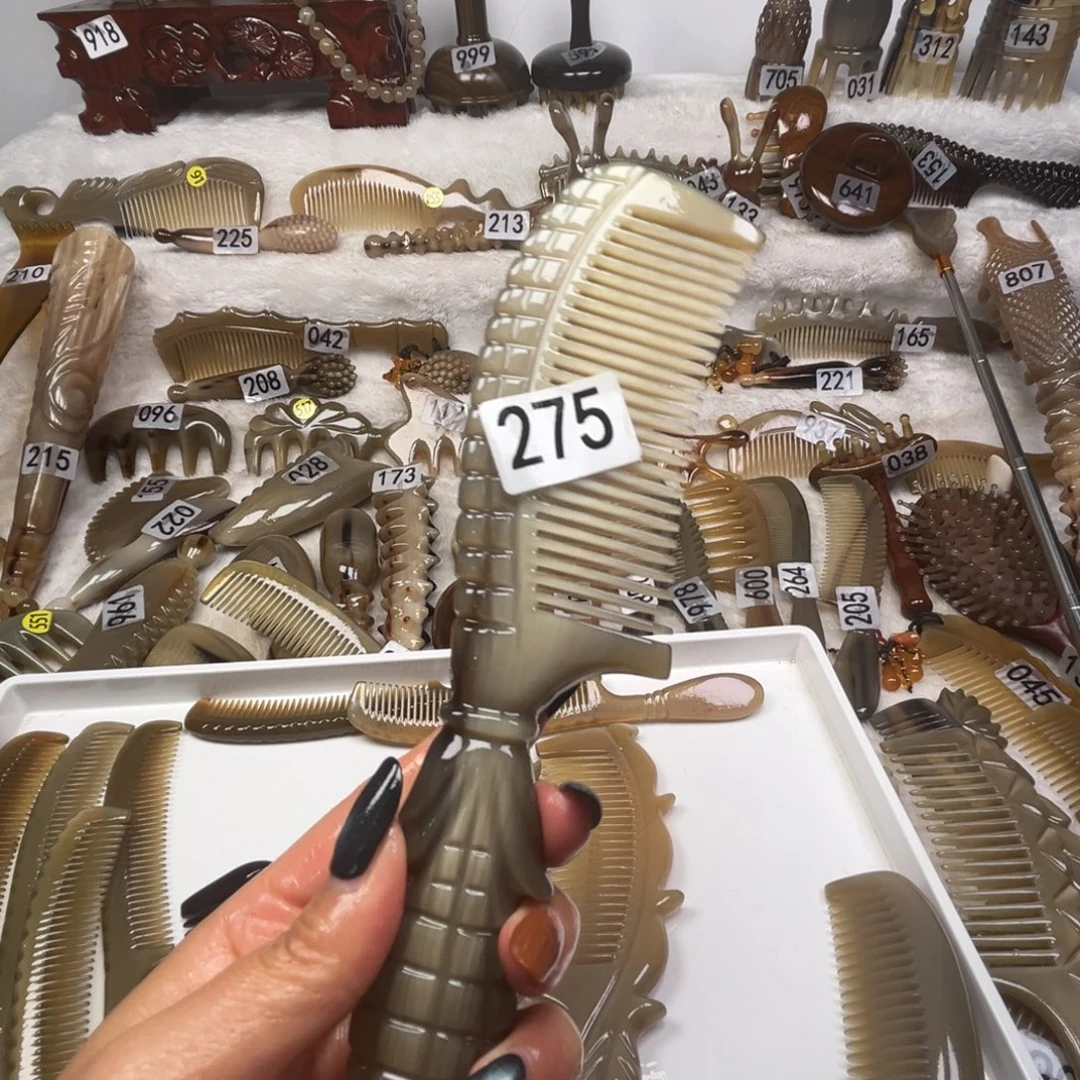 娇***娇牛角牛角梳妆台和餐厅两