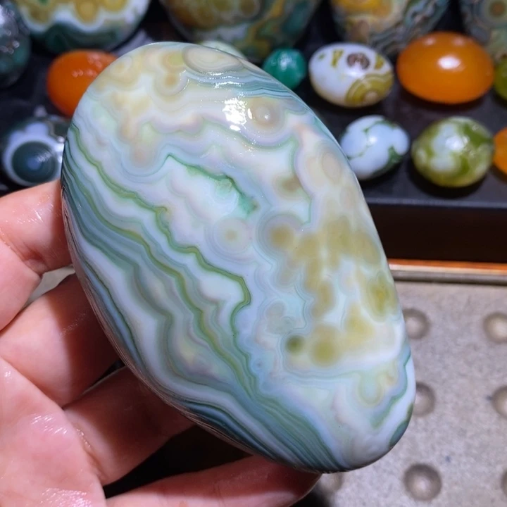 玛瑙/玉髓未镶嵌珠宝半成品