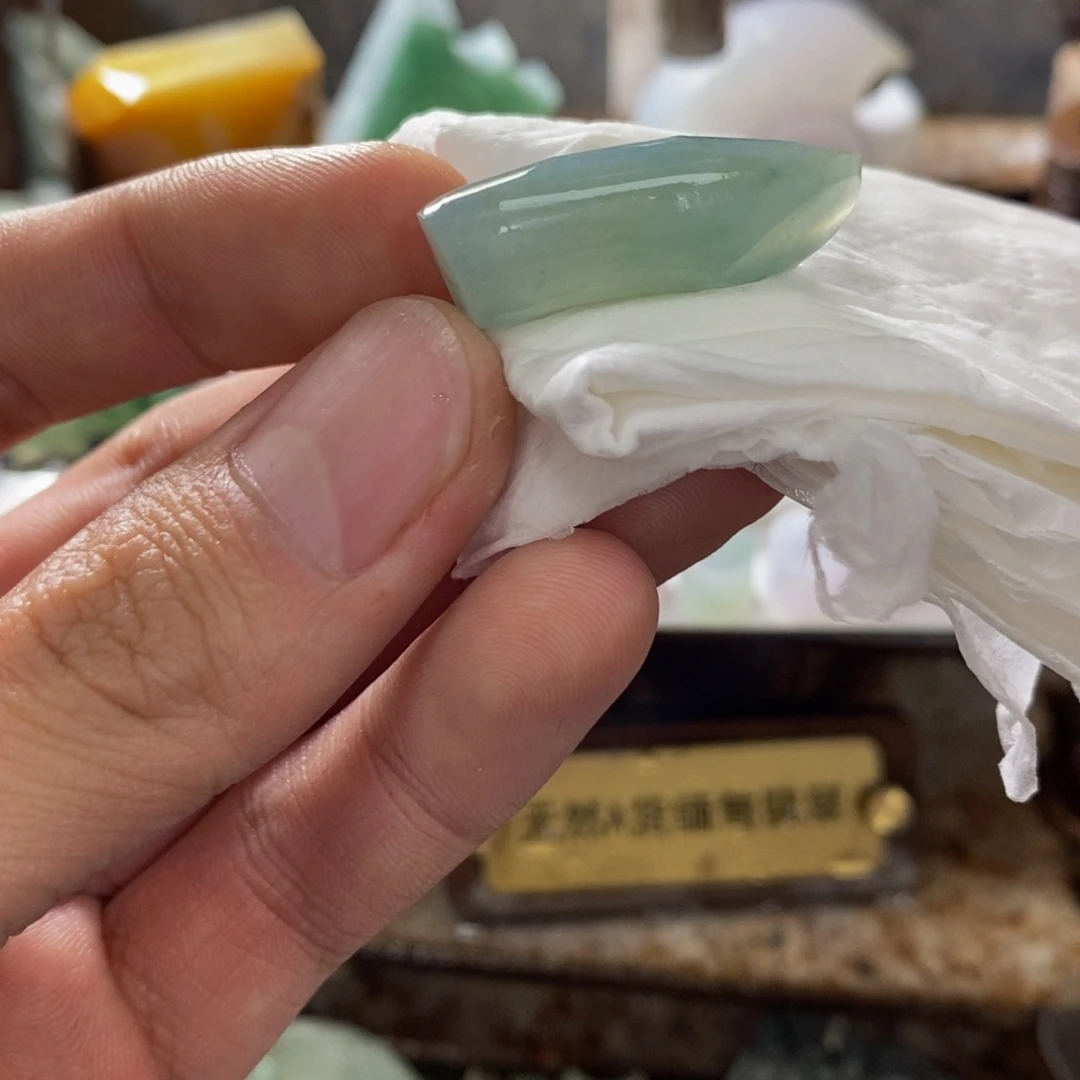 丫***头定制翡翠未镶嵌定制