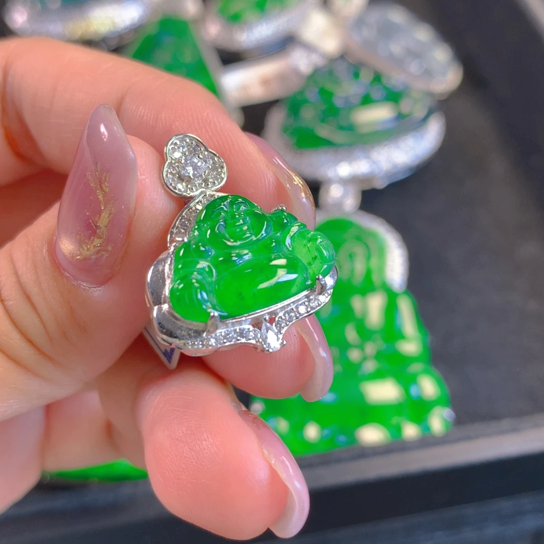 翡翠颈饰银S925镶嵌翡翠