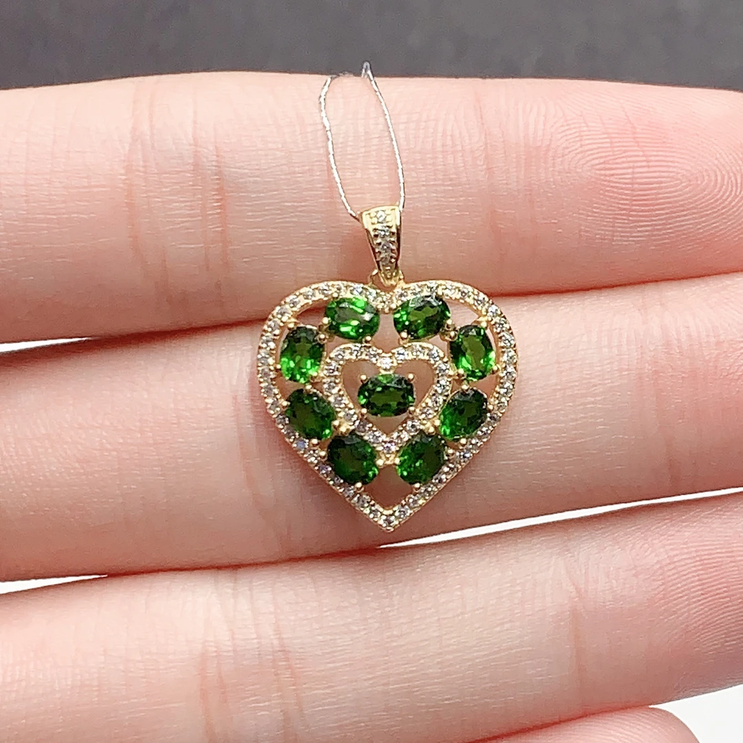 s925银天然透辉石爱心吊坠3x4女款精致款（不含链）