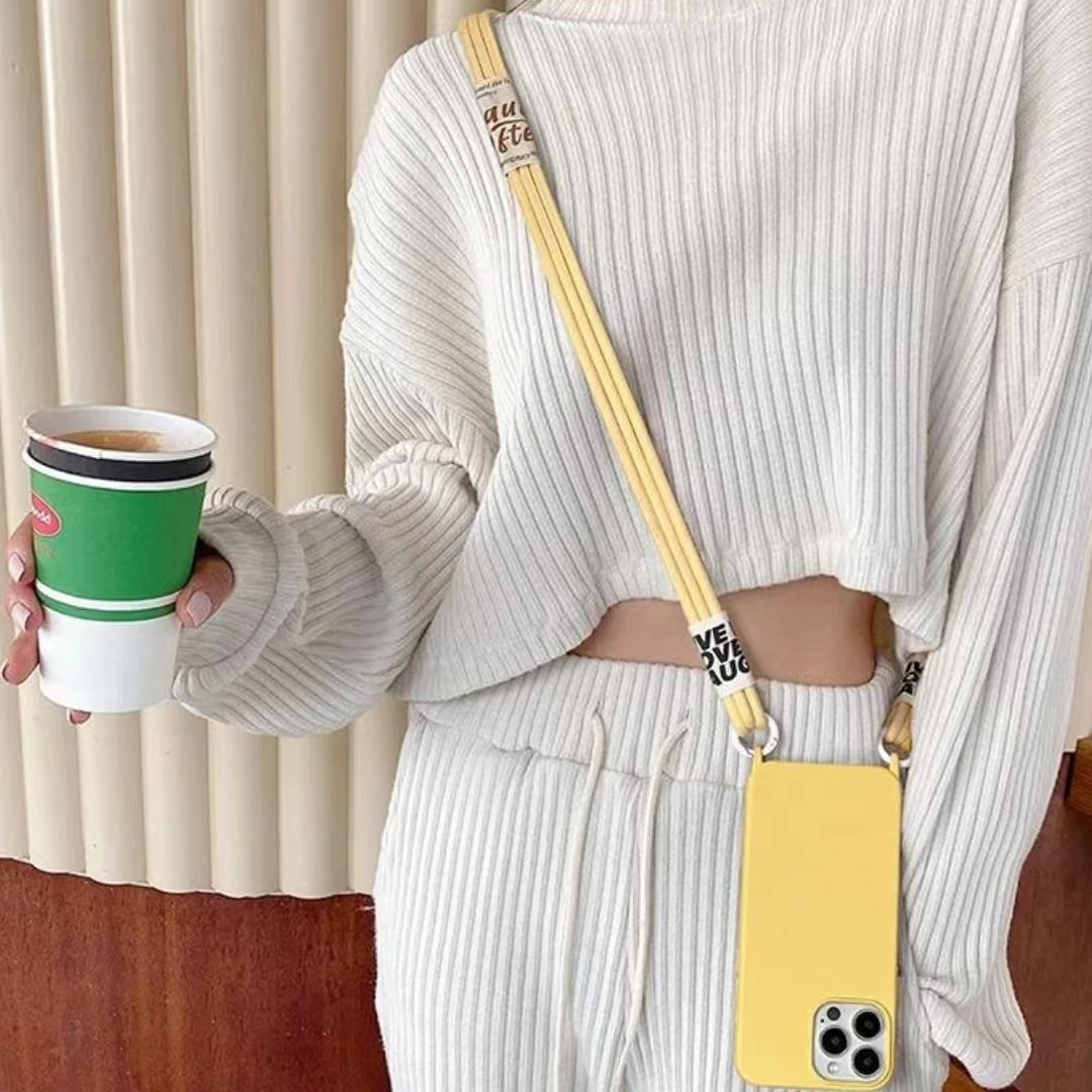 韩系ins风小鸡黄油硅胶斜跨手机壳软壳适用苹果小众高级感