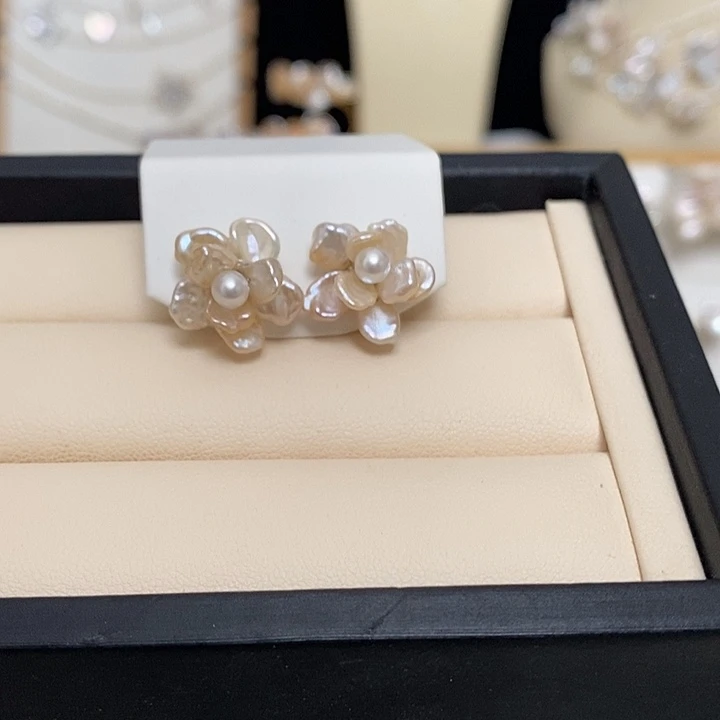 耳饰淡水珍珠银S925镶嵌橘色小花瓣耳钉