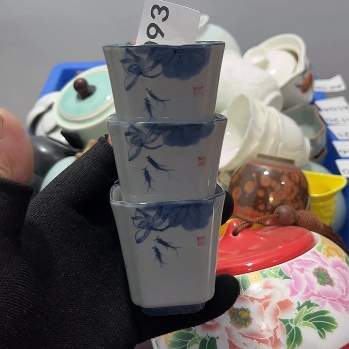 愤***羊瓷片茶摆件工艺品摆件666