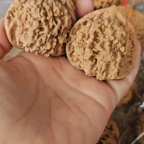 文玩核桃吊坠49管帽