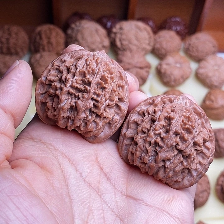 【闪购商品】文玩核桃吊坠40满天星