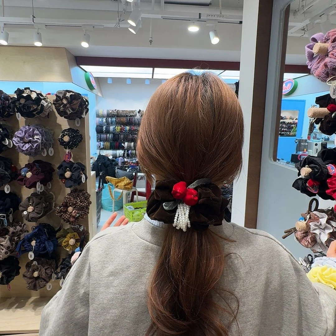 非金属郁金香咖色发圈