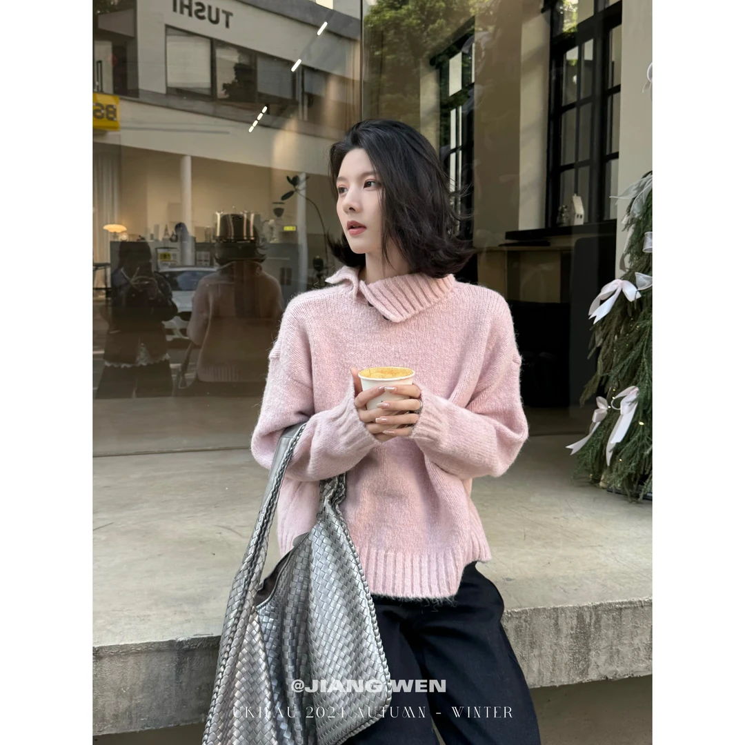 UKILAU【粉雾】不规则翻领软糯奶呼呼套头毛衣
