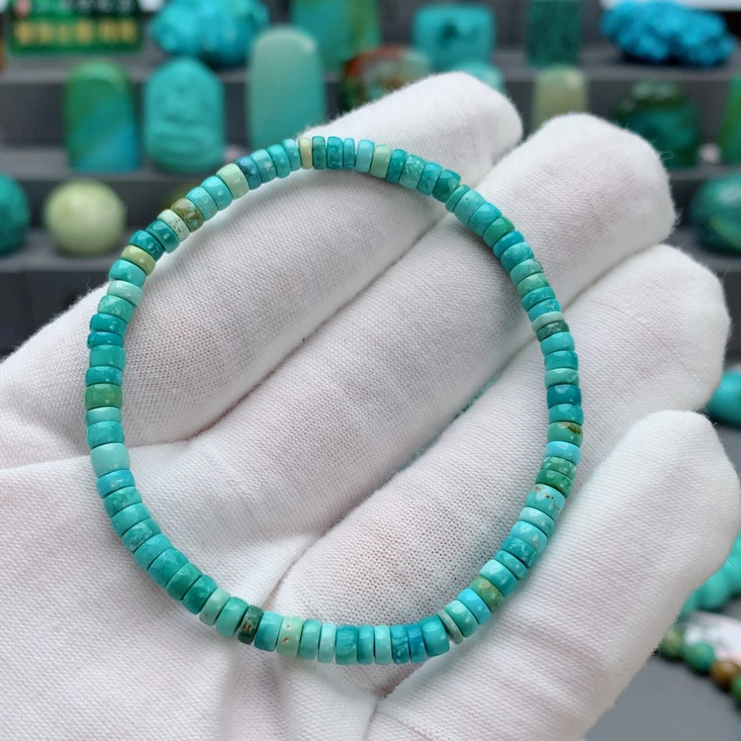 绿松石颈饰未镶嵌