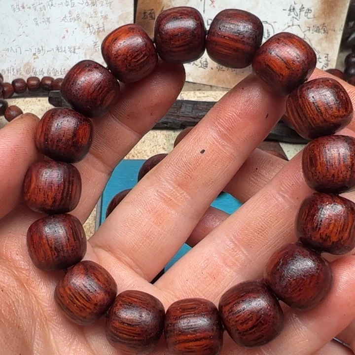 藤类降真香1314老型红油密支那超一档