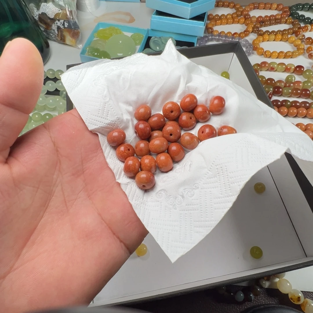 蛇纹石玉未镶嵌手链无科技辽阳红卡12