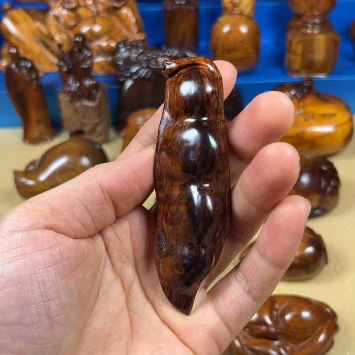 开**胎黄花梨降香黄檀把件