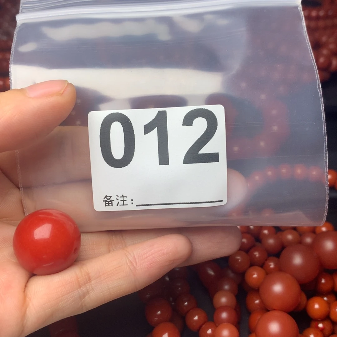 手链未镶嵌南红玛瑙泊*