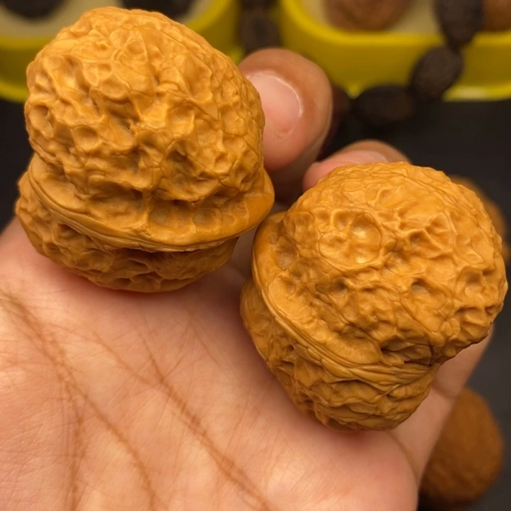 把件文玩核桃41尺霸王蟾