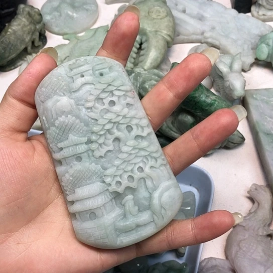 定制翡翠未镶嵌翡翠