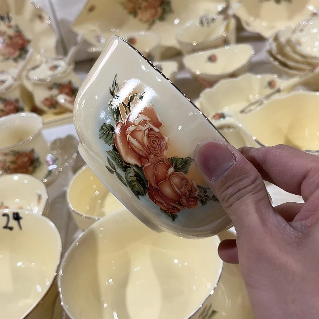 陶瓷………………………………