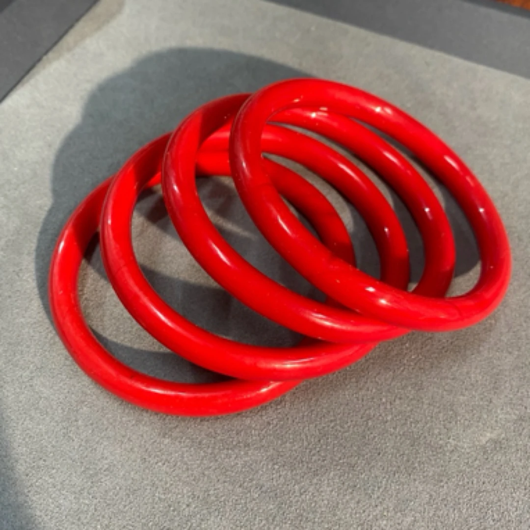 【全场清仓】精品红色圆条单只手镯089