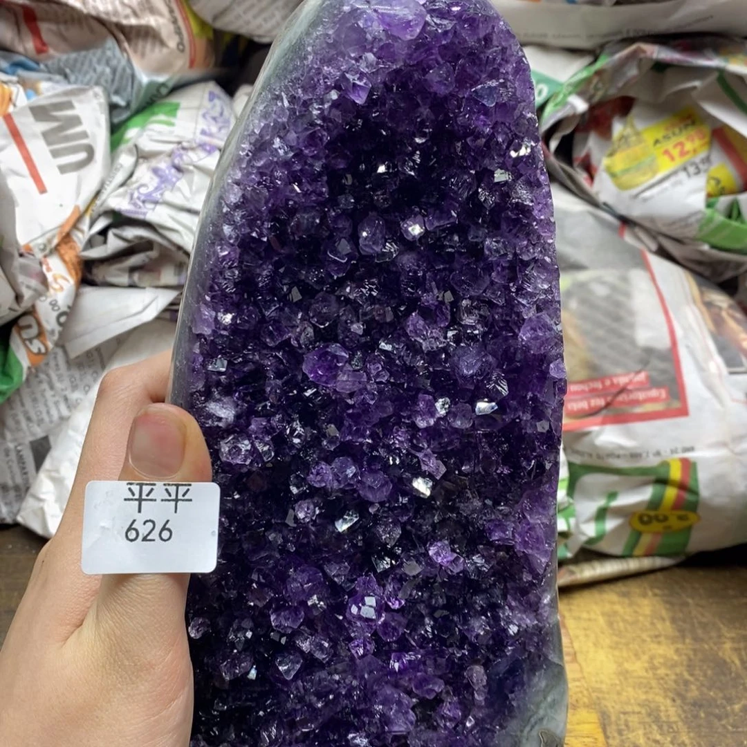 紫晶乌拉圭未镶嵌