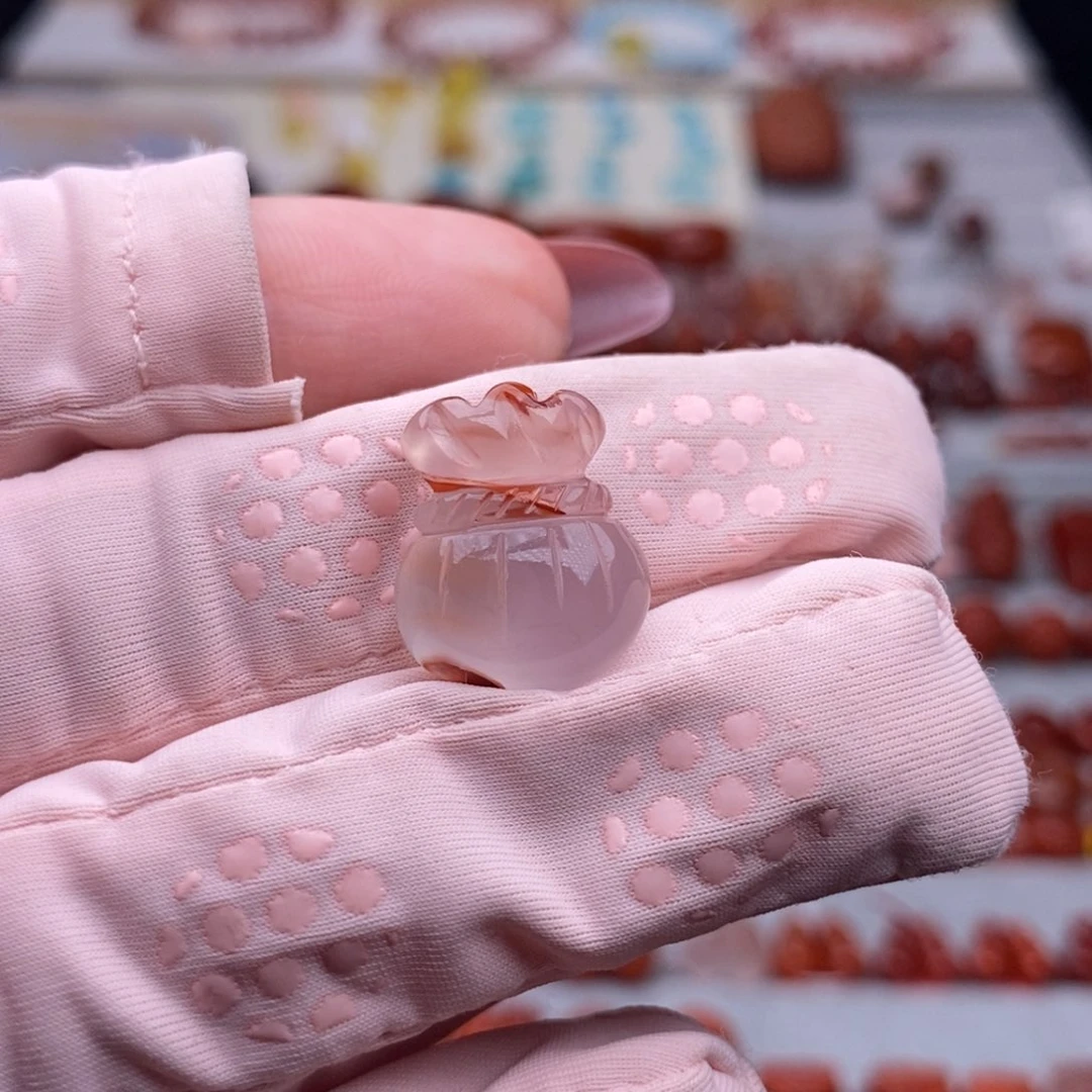 南红玛瑙配饰未镶嵌福袋 微瑕