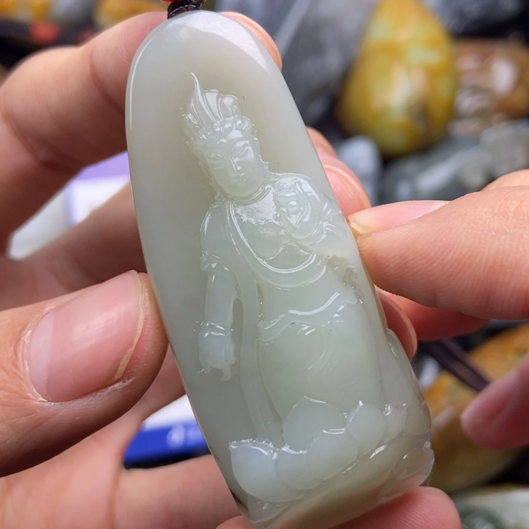 和田玉颈饰未镶嵌