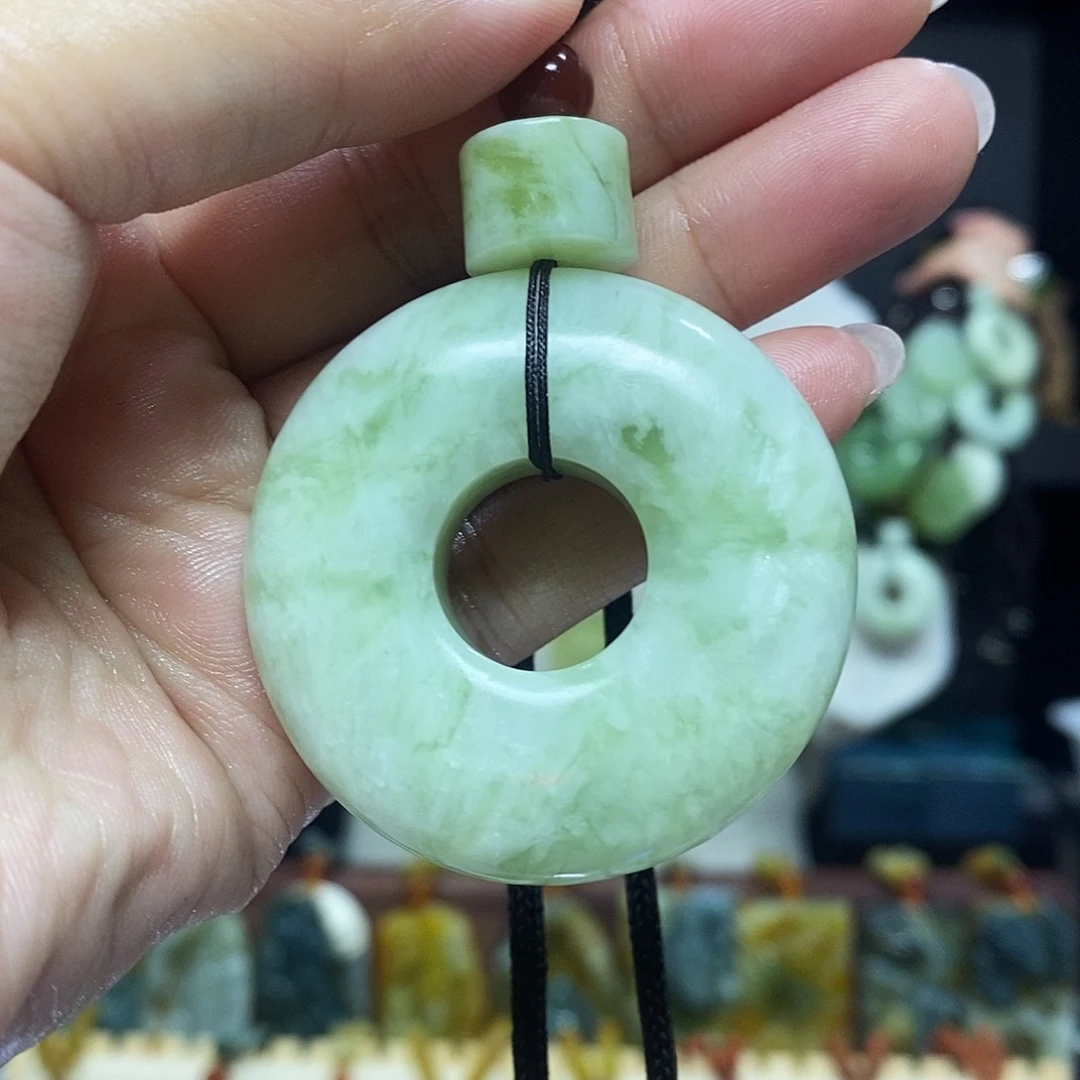 未镶嵌岫玉挂件吊坠项链