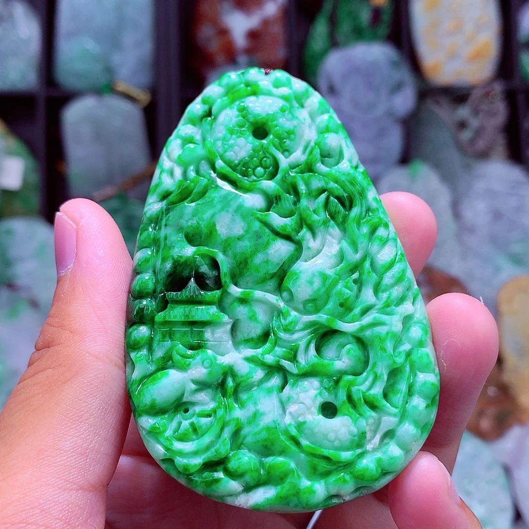 颈饰未镶嵌翡翠天然