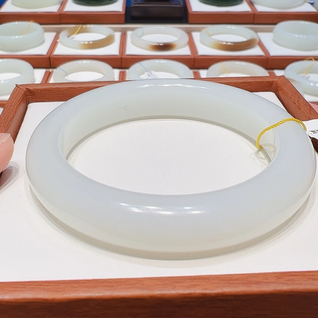 和田玉未镶嵌手镯羊脂白5455