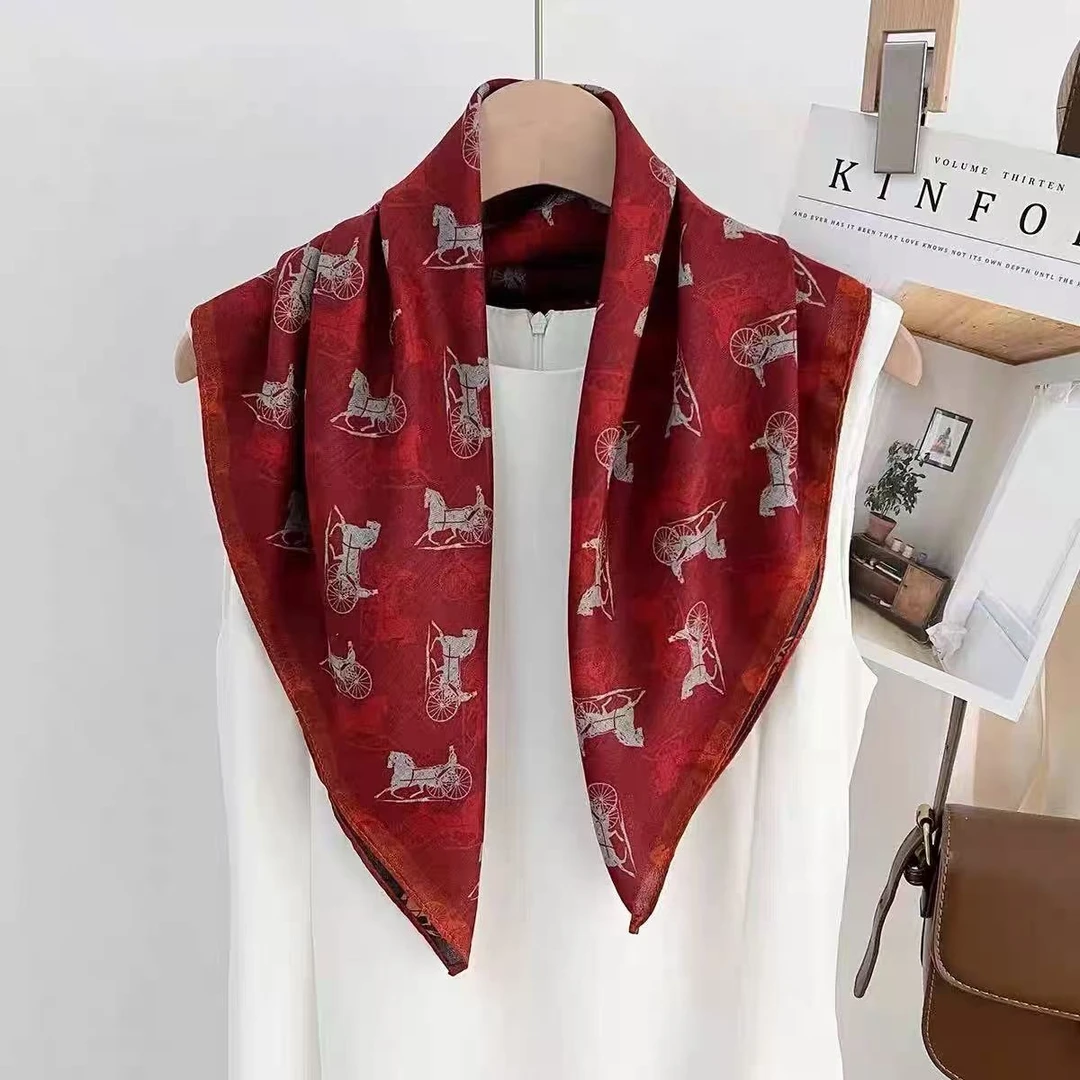 【红色马车】68*68新款方巾女百搭双面双色洋气时髦氛围感护颈围巾