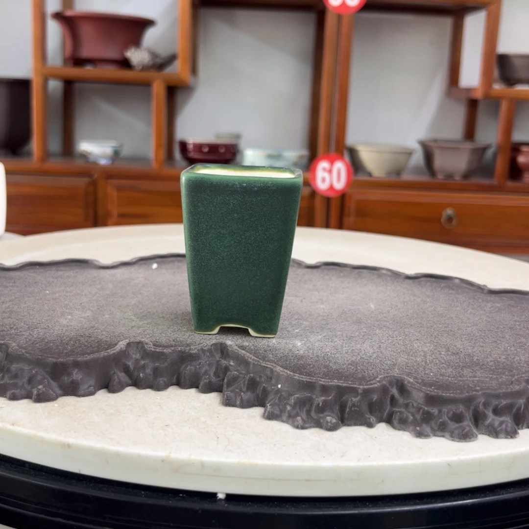 紫砂花盆瑕疵7-5。。。