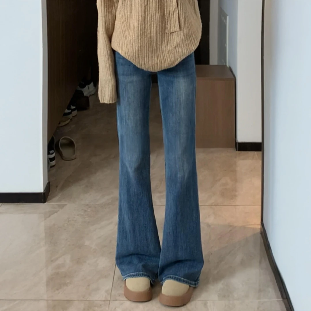 梨型身材弹力微喇牛仔裤女秋冬加绒大码胖mm高腰显瘦直筒喇叭裤子
