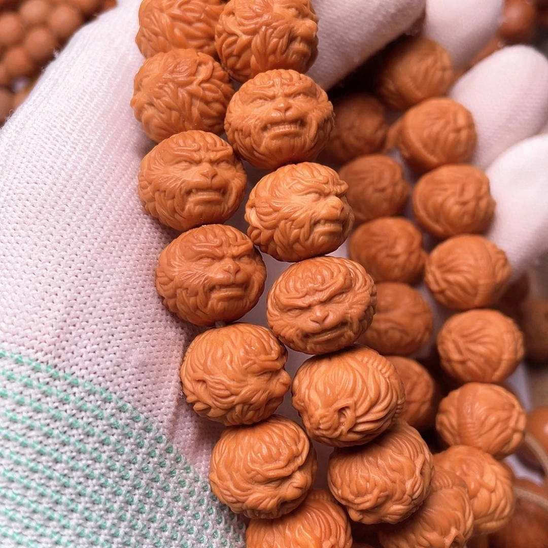 吊坠猴头核桃心****.大圣