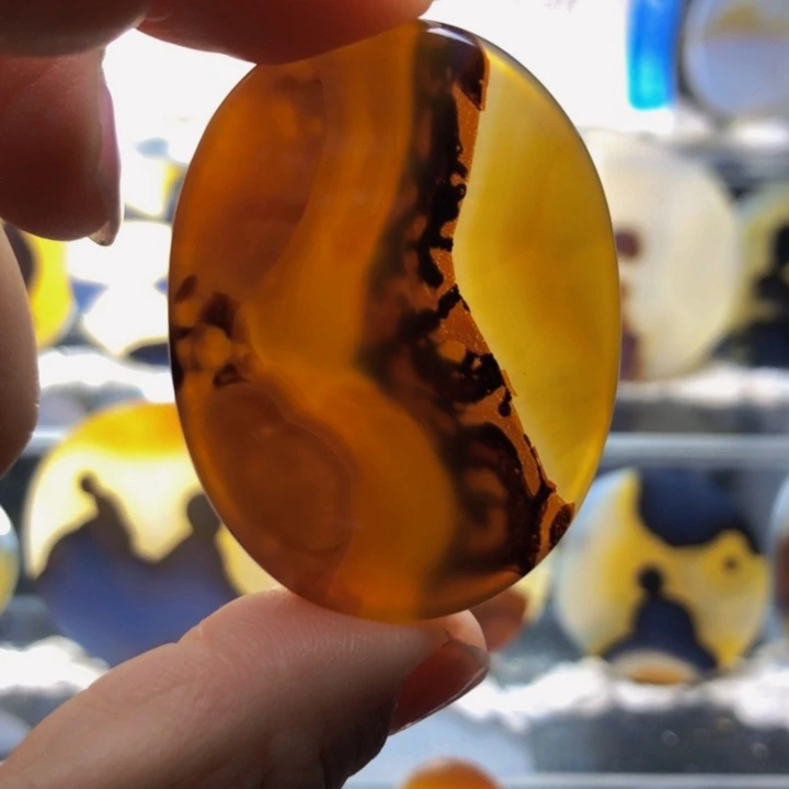 合金玛瑙/玉髓珠宝奇石47