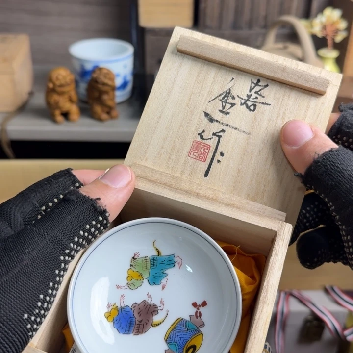 砖雕瓷器工艺品摆件等